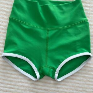 Five Dancewear everyday two tone short- simply green.